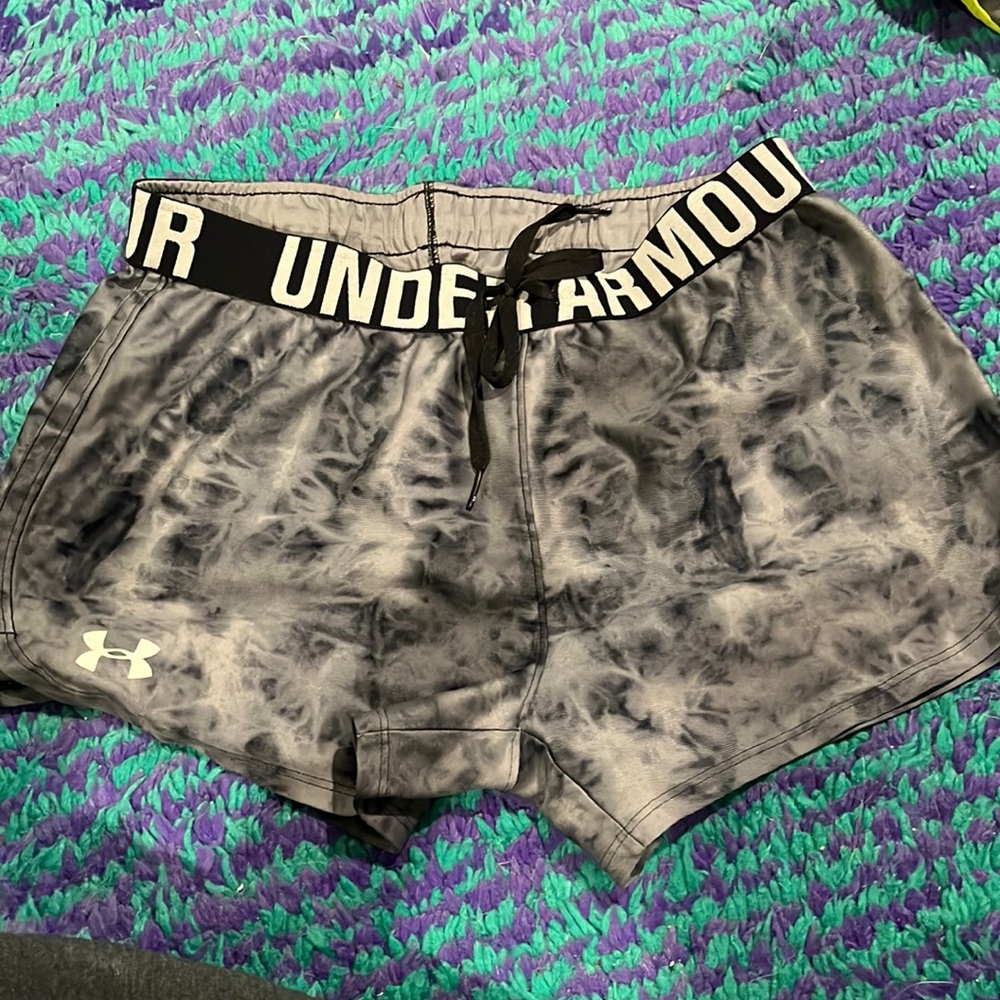 Grey under armour shorts